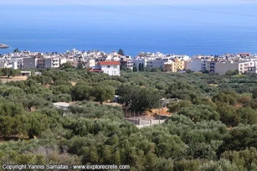 photograph view from Koutouloufari